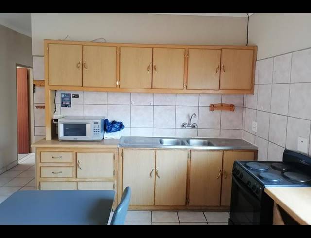 2 BEDROOM TOWNHOUSE FOR SALE IN WOLMARANSSTAD